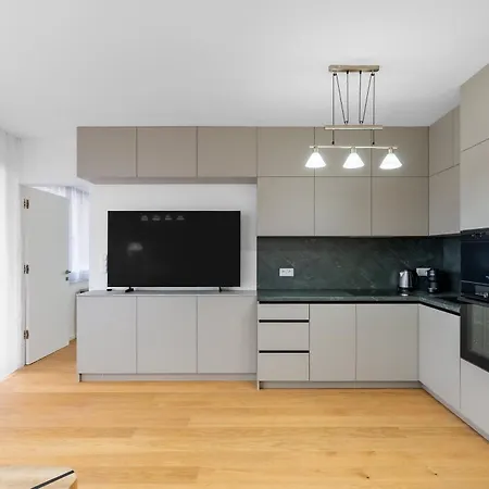 Brand New Modern - Workspace Balcony & Parking Apartman Pozsony