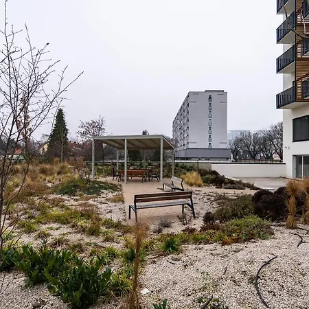 Brand New Modern - Workspace Balcony & Parking Bratislava