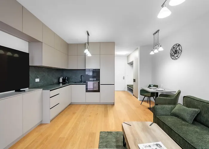 Apartament Brand New Modern - Workspace Balcony & Parking *