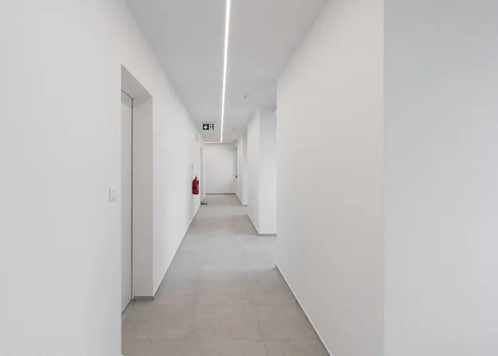 Apartament Brand New Modern - Workspace Balcony & Parking *