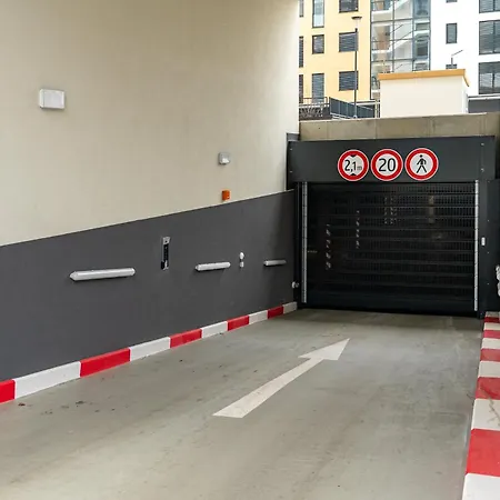 Brand New Modern - Workspace Balcony & Parking Appartamento